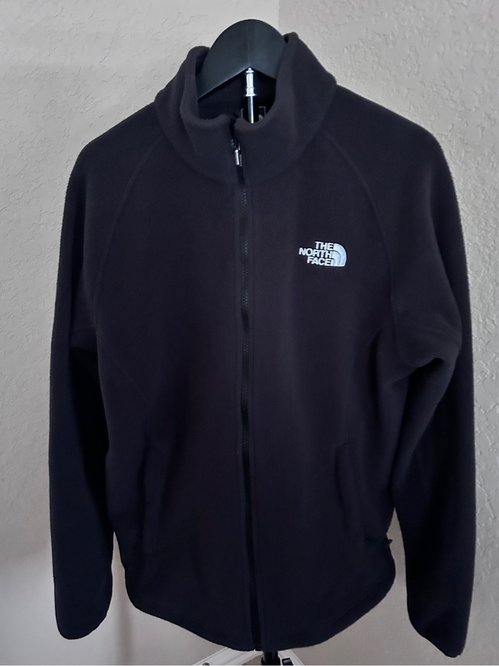 The North Face Men's Black Full-Zip Fleece Jacket with Logo